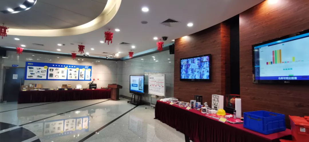 深圳市委书记王伟中调研朗华：加速推动供应链高质量生长 - 朗华要闻 - 深圳市朗华供应链效劳有限公司